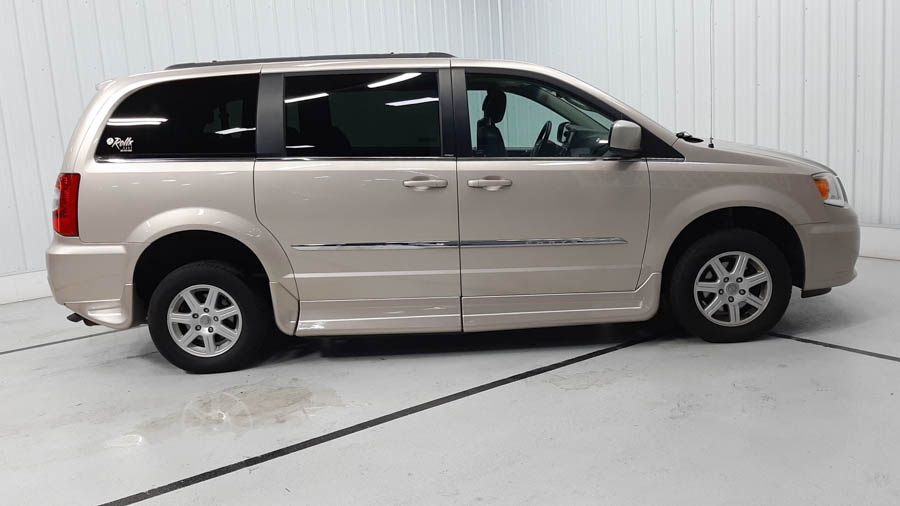 Used 2012 Chrysler Town & Country Touring with VIN 2C4RC1BG8CR374882 for sale in Savage, Minnesota