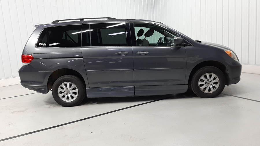 Used 2010 Honda Odyssey EX with VIN 5FNRL3H44AB011822 for sale in Savage, Minnesota