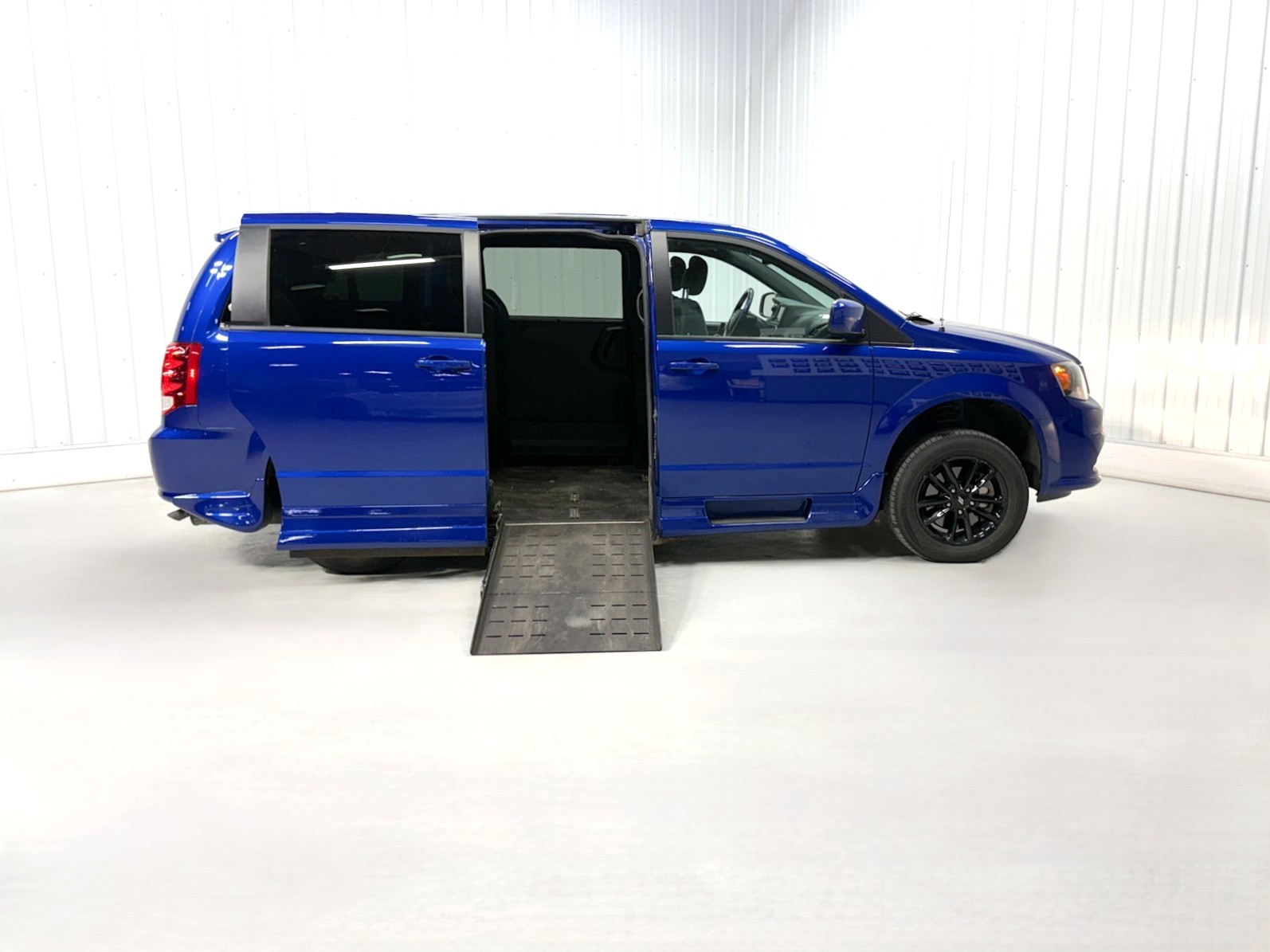 DODGE GR CARAVAN SXT