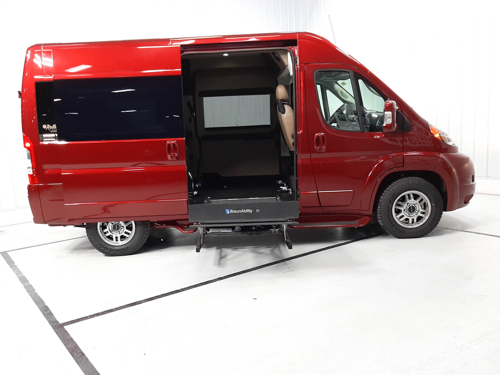 Used 2020 RAM ProMaster Cargo Van Base with VIN 3C6TRVCGXLE101817 for sale in Savage, Minnesota